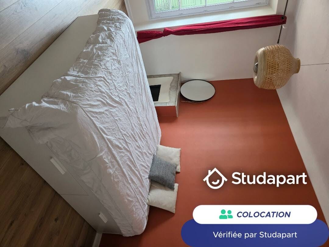 Private room for rent on Boulevard Risso, Nice