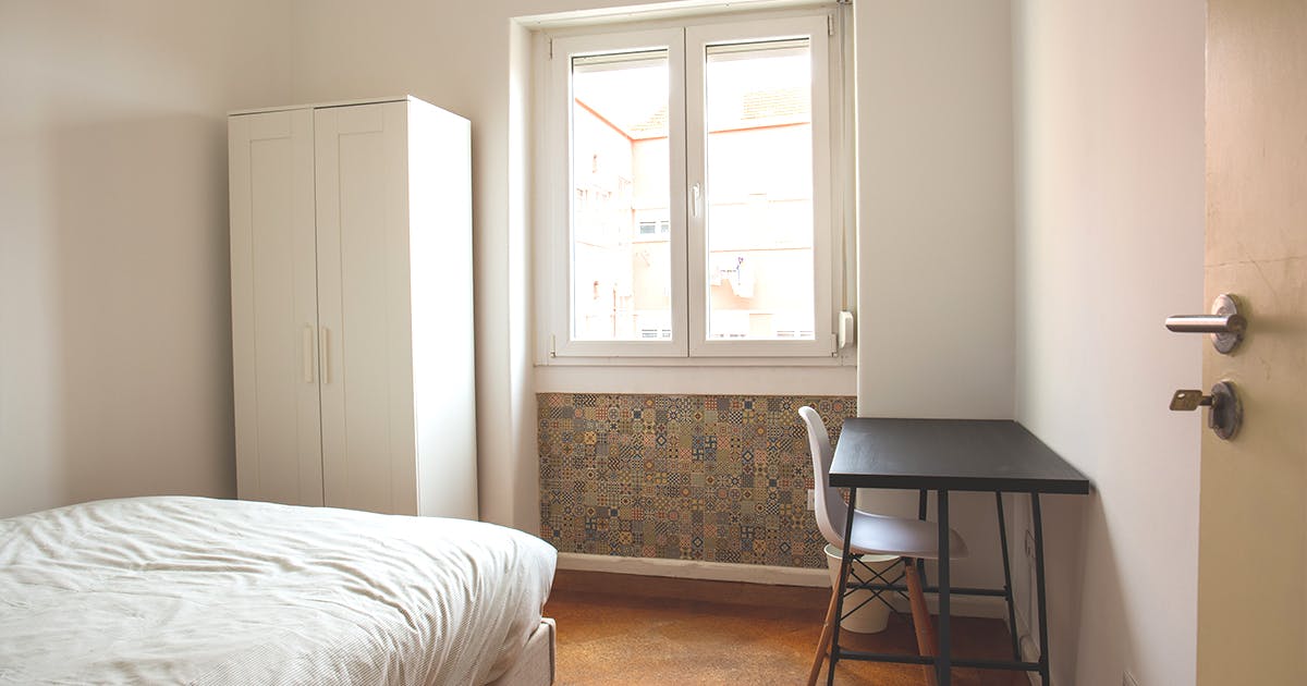Private room for rent for €515 per month in Lisbon, Alameda Dom Afonso Henriques