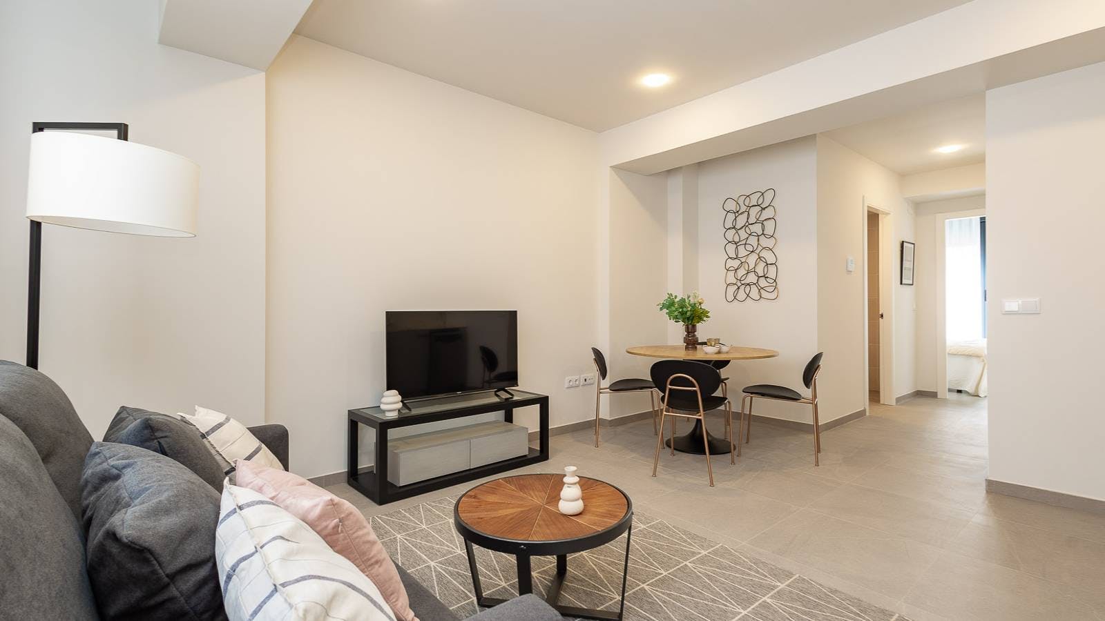 Apartment Valencia, 1 bed, 11m² — photo 5