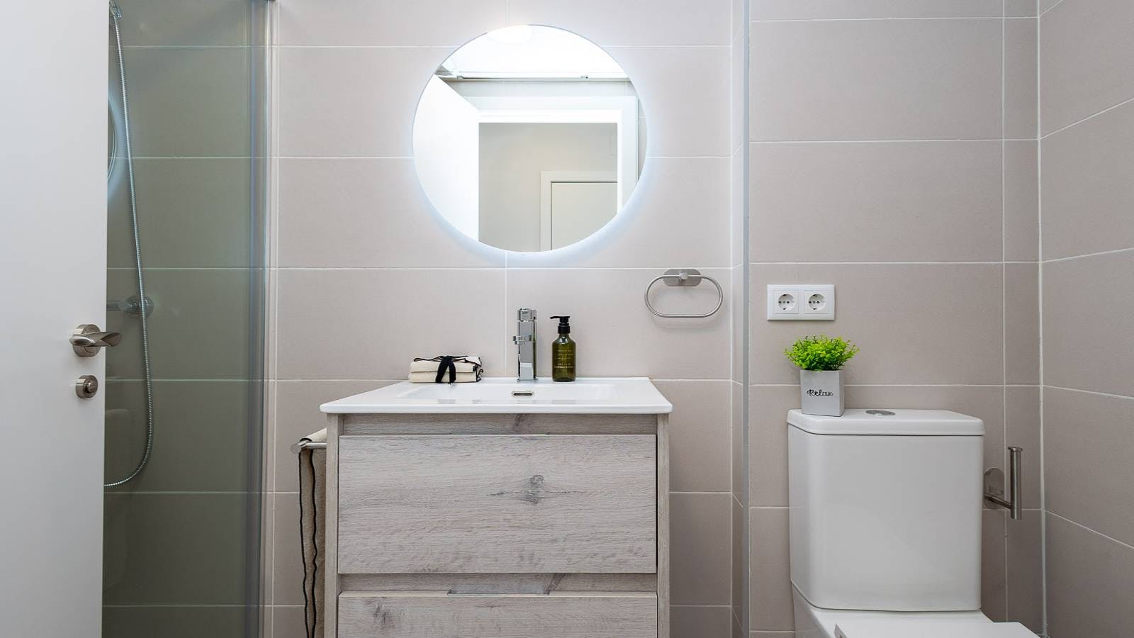Apartment Valencia, 1 bed, 11m² — photo 6