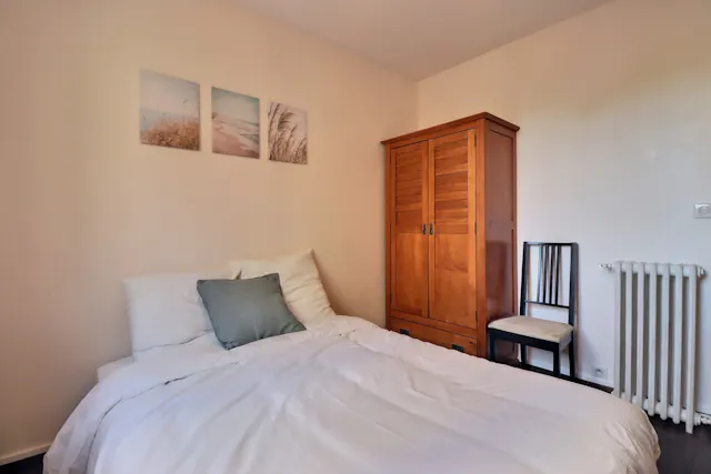 1-Bedroom Apartment in Rue du Théâtre, Paris (1620927) room image 2