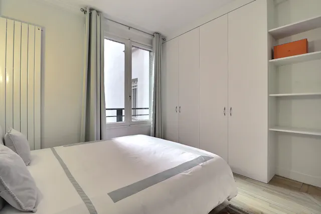 1-Bedroom Apartment in Rue Paul Valéry, Paris (1621005) room image 160