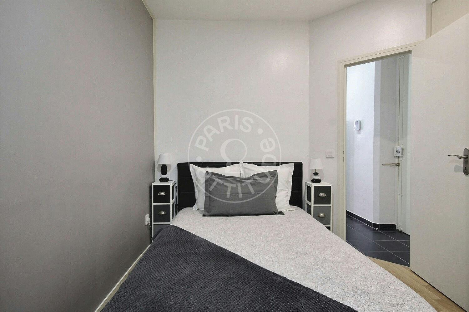 Apartment Paris, 1 bed — photo 1
