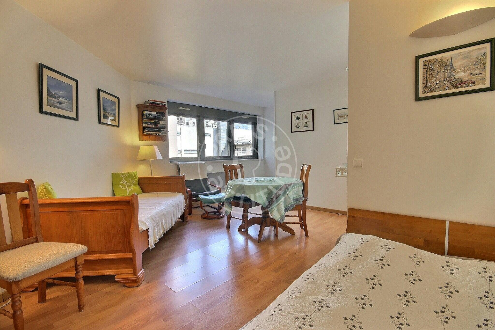 Apartment Paris — photo 2