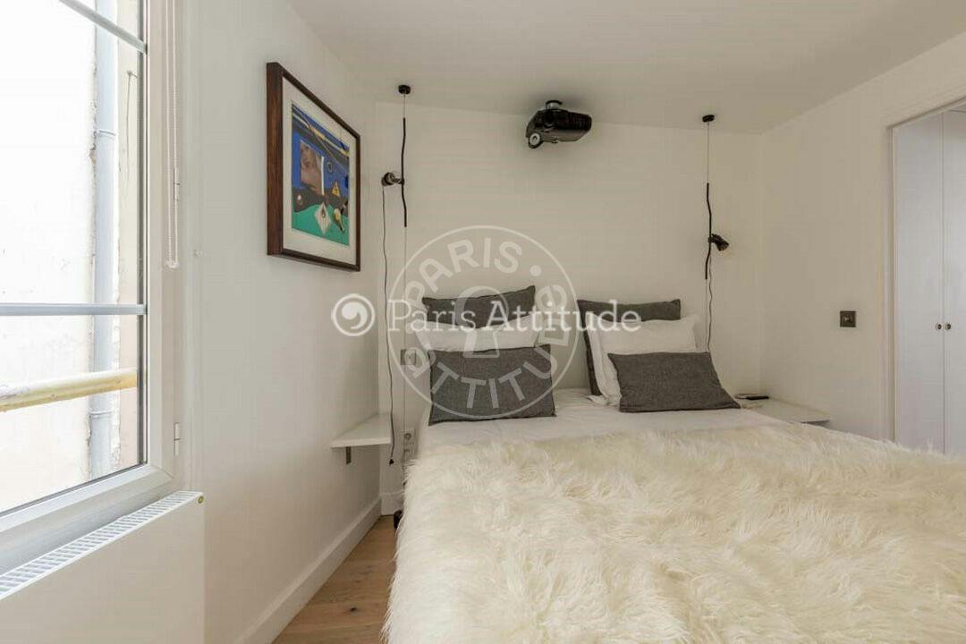 Rue Sainte-Foy, Paris - à Paris