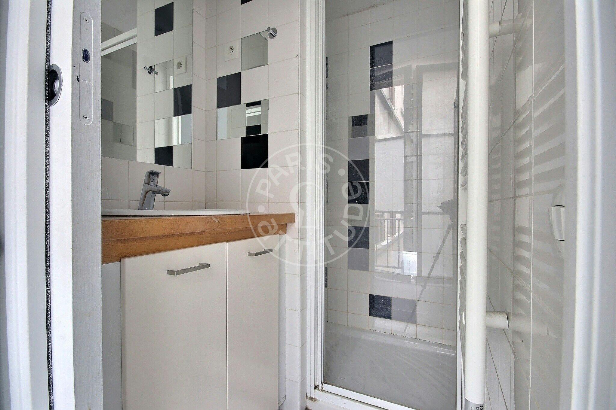 Apartment Paris, 1 bed — photo 3