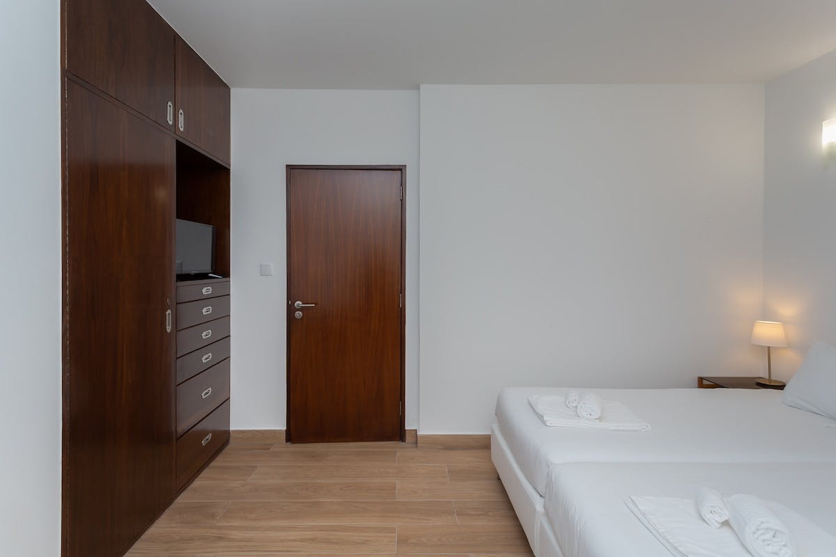 Apartment Carcavelos, 2 beds — photo 2
