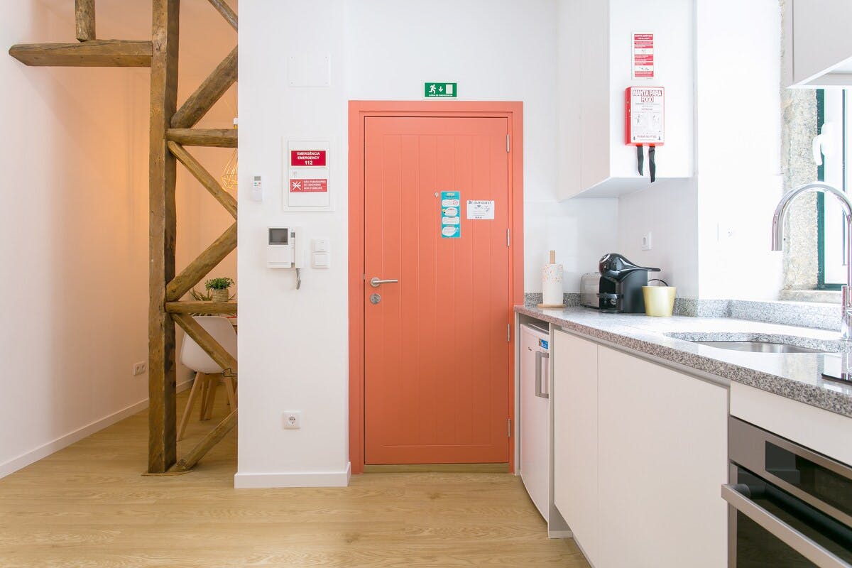 Apartment Lisbon, 1 bed — photo 8
