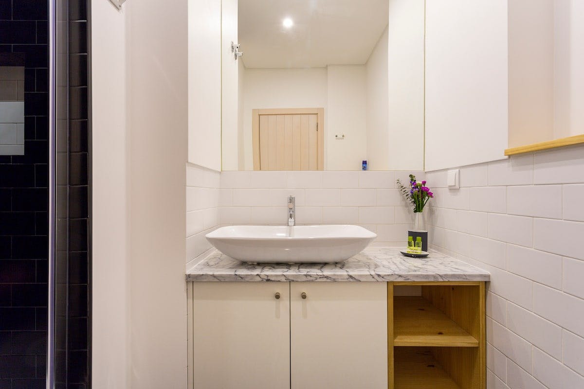 Apartment Lisbon, 1 bed — photo 10