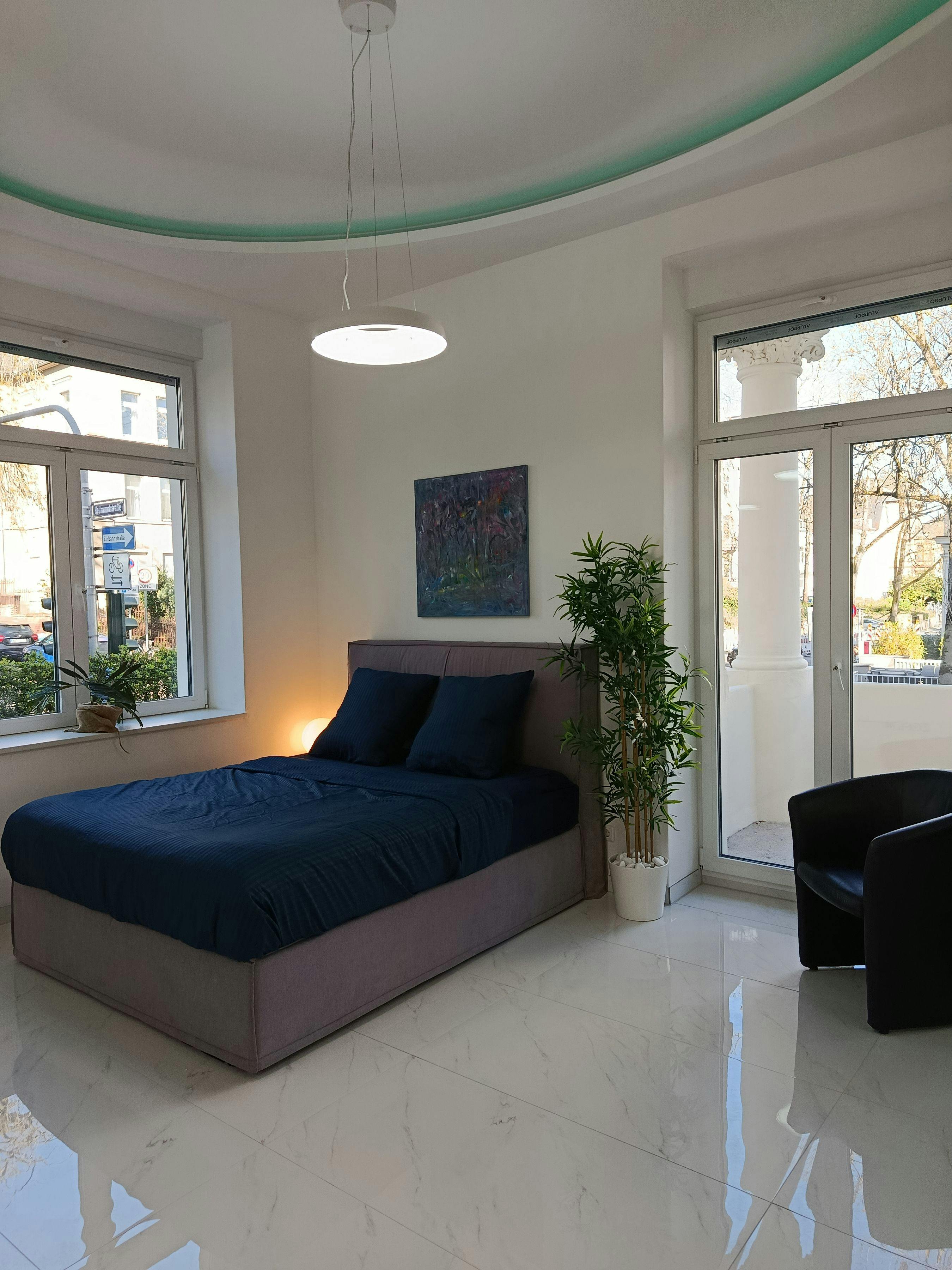 Apartment for rent for €1,490 per month in Wiesbaden, Emser Straße