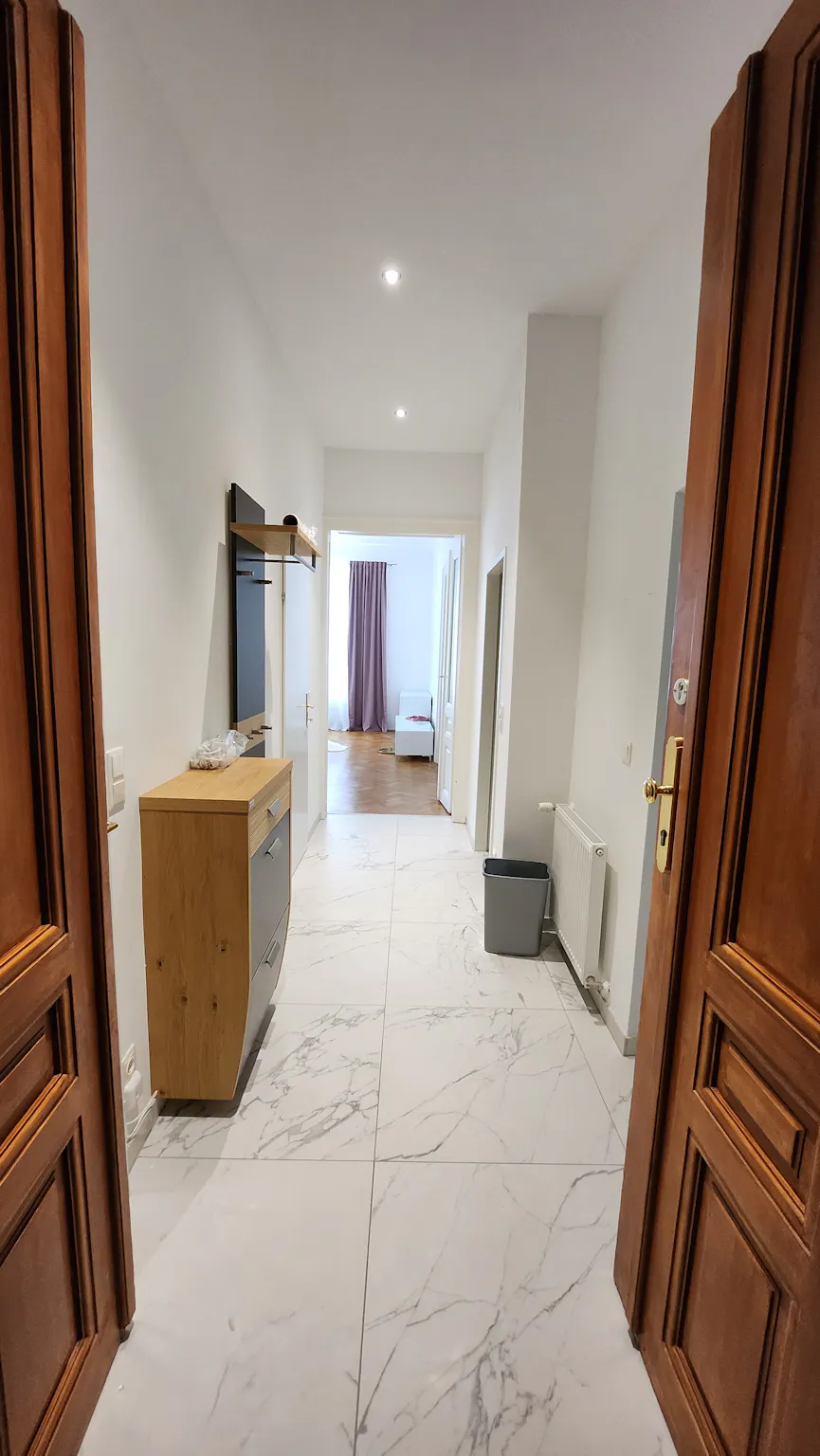 2-Bedroom Apartment in Pfeilgasse, Vienna (1621313) ROOM 2