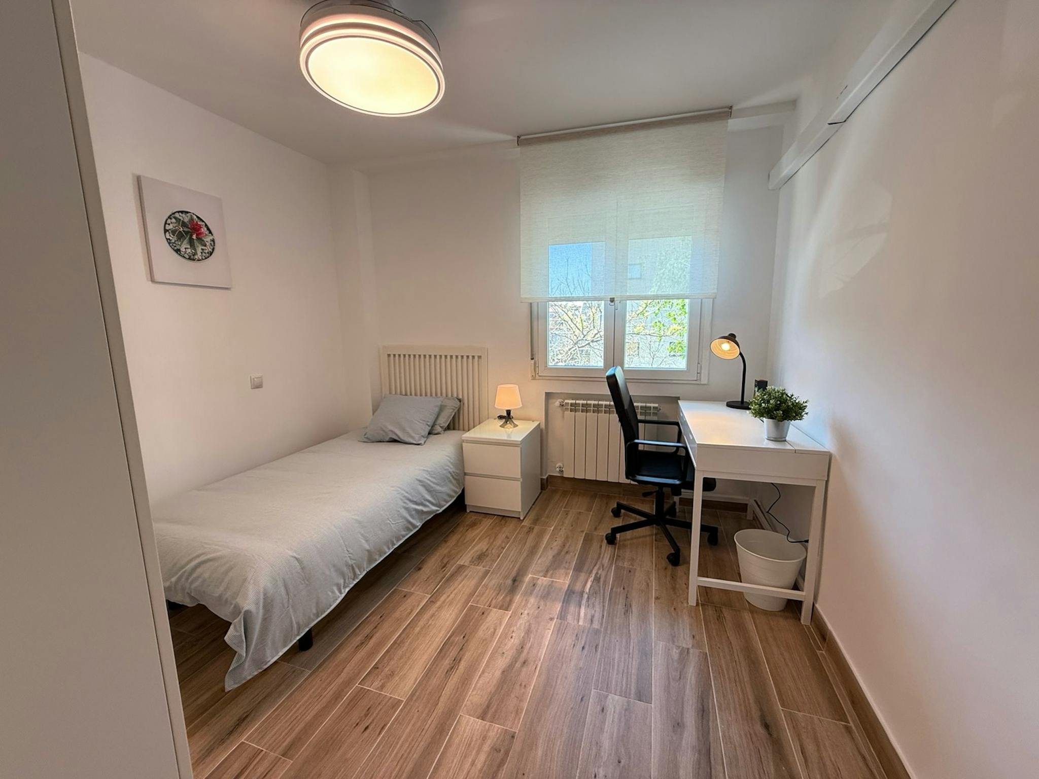 Calle Acuario, Madrid preview