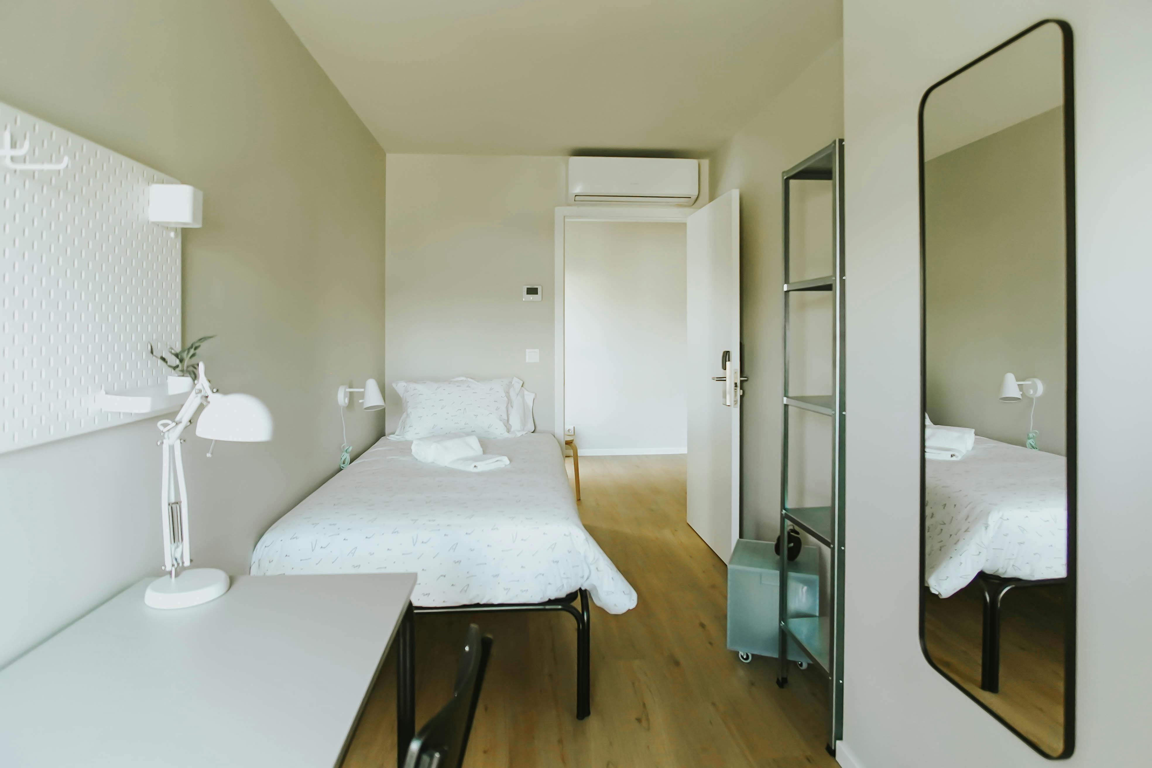 Stanza privata in affitto a 528 € al mese a Braga, Rua da Quinta da Armada