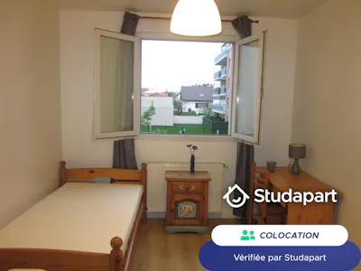 Private room for rent on Allée de la Bohême, Noisy-le-Grand, Noisy-le-Grand