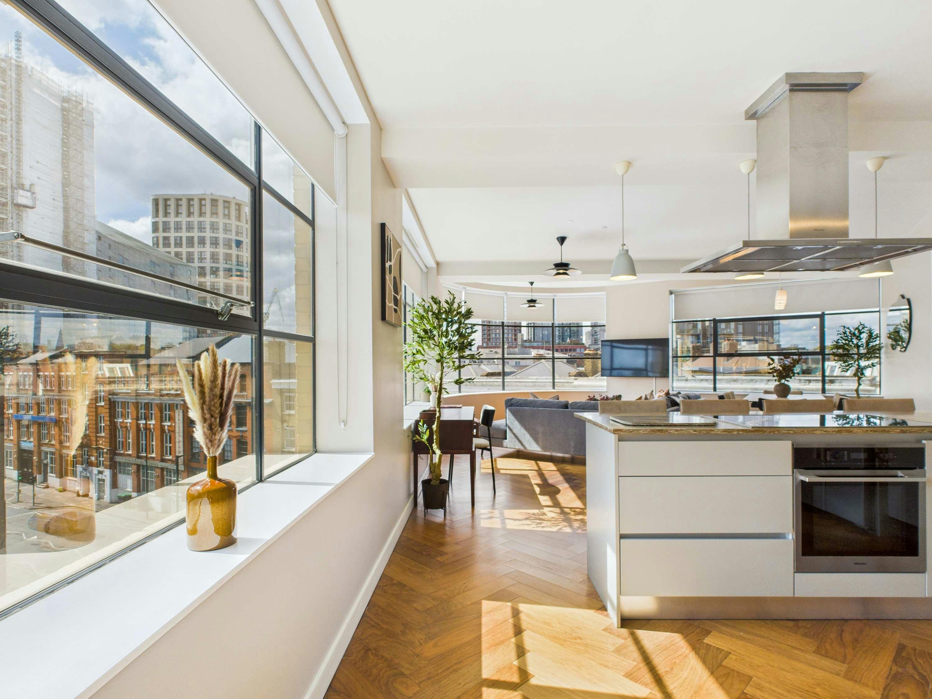 Apartment London, 4 beds — photo 9