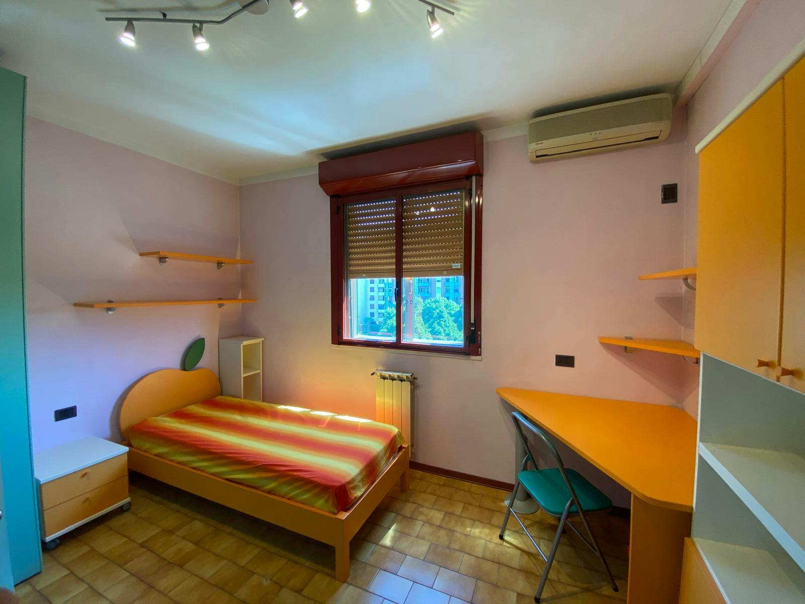 Via Piemonte, Florence