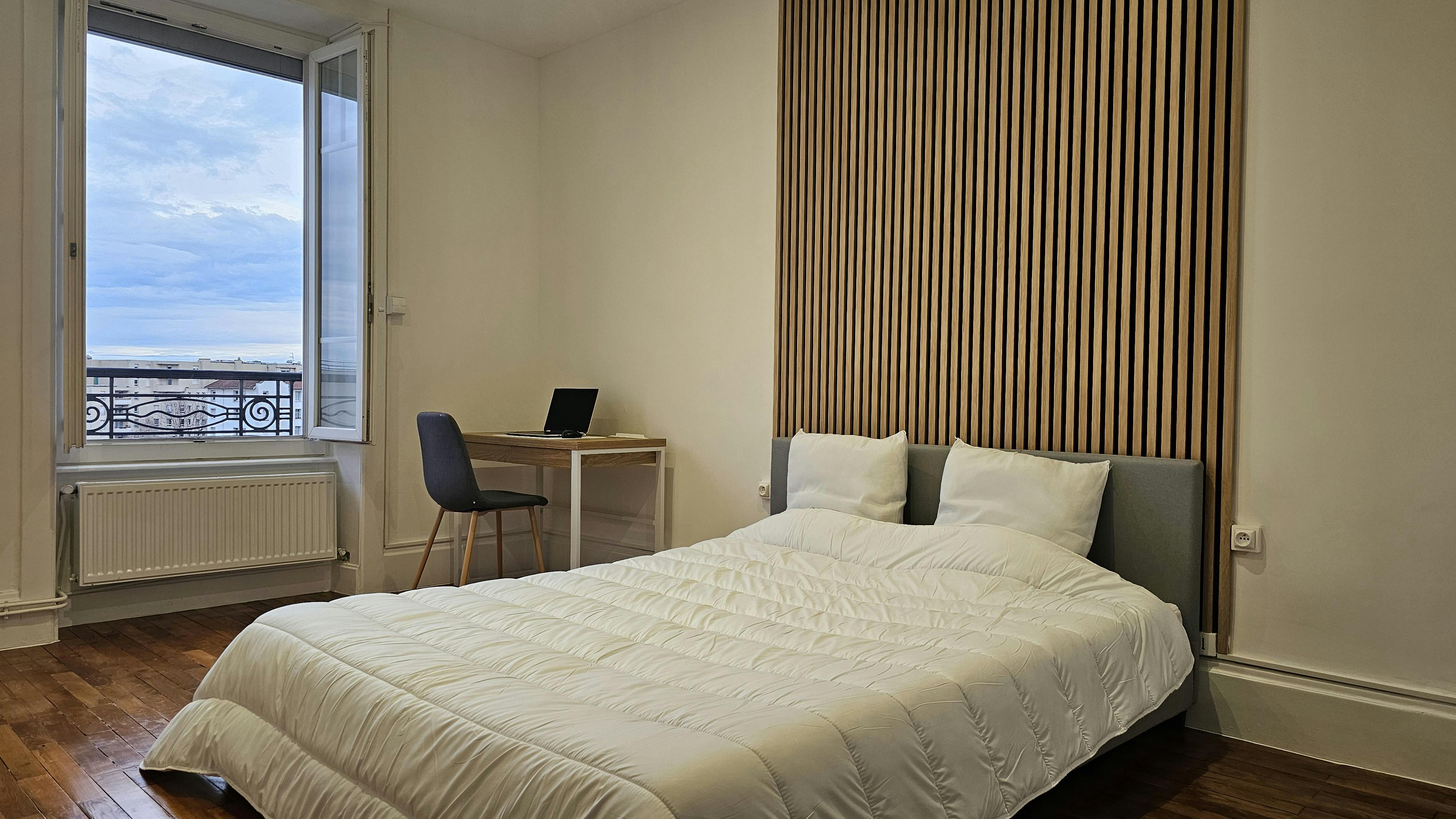 Apartment for rent for €2,200 per month in Lyon, Avenue Jean Jaurès