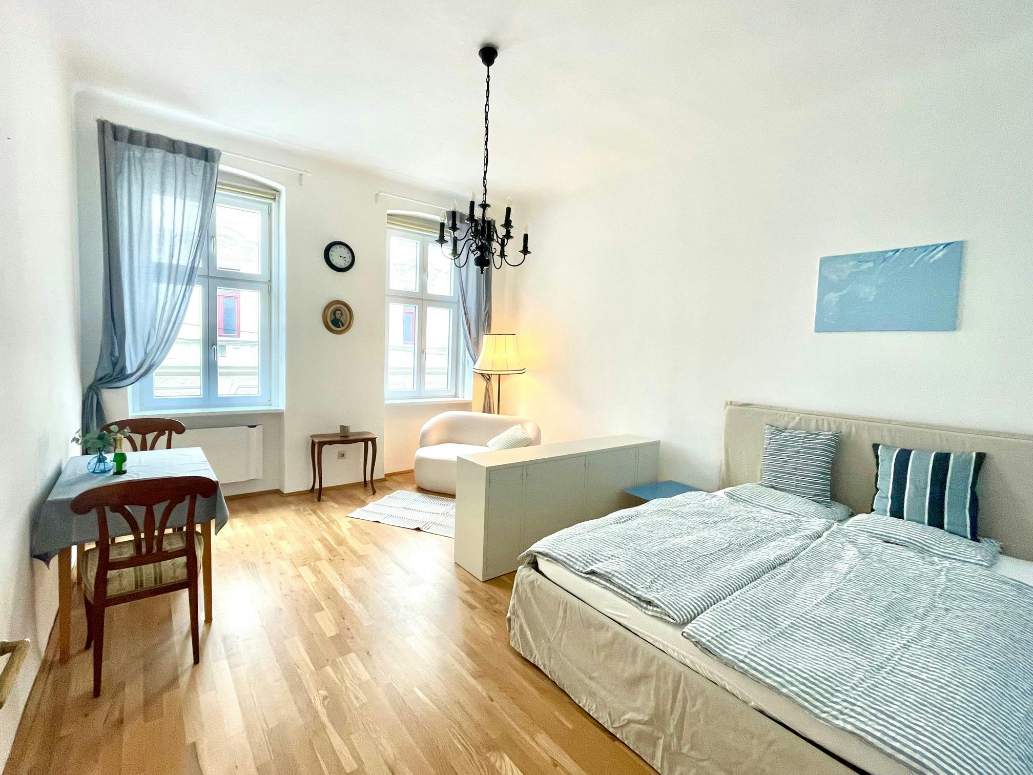Appartement à louer pour 998 €/mois à Vienna, Schuhmeierplatz