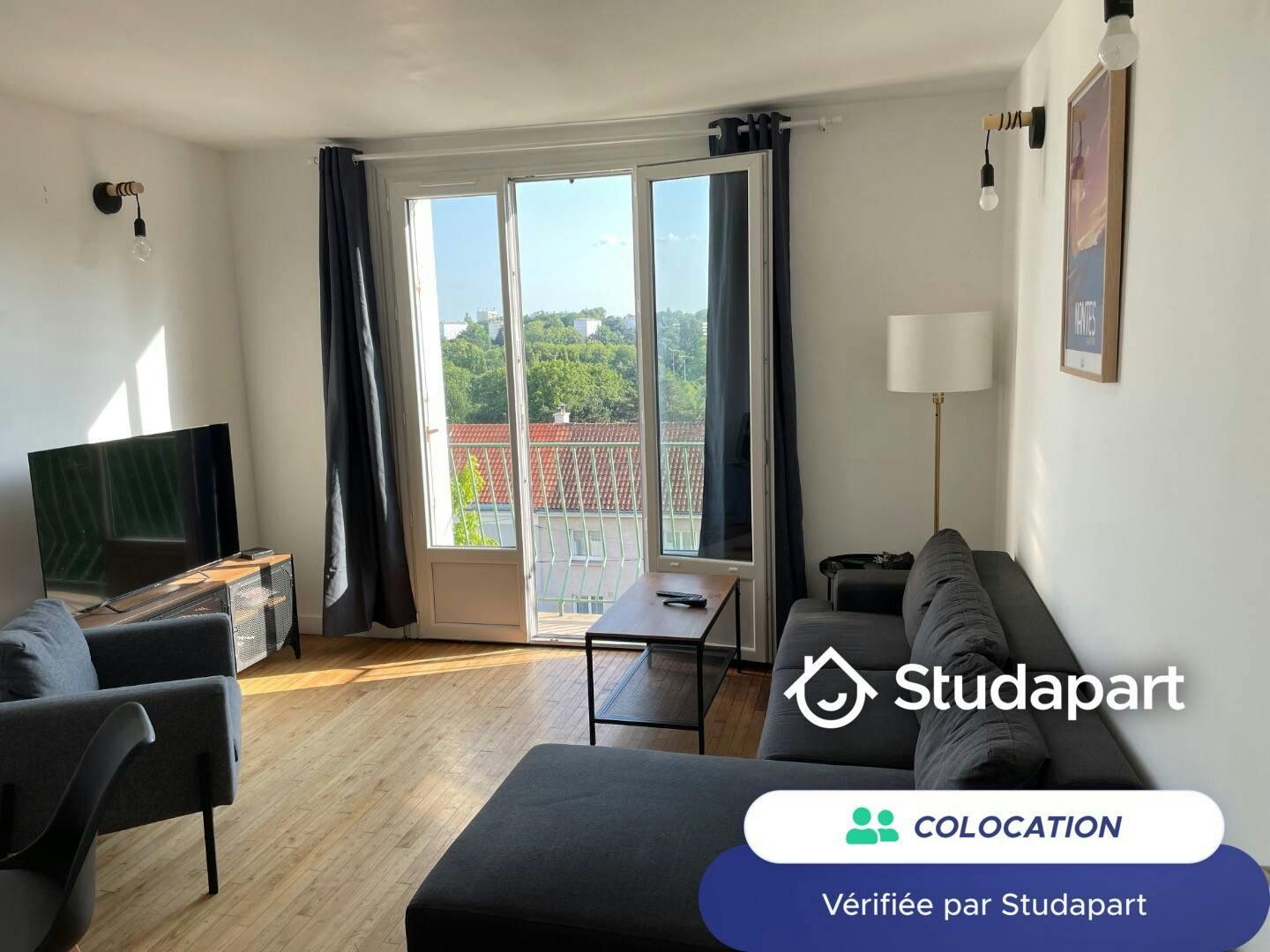 Private room for rent on Boulevard Pierre de Coubertin, Nantes - Vue 3