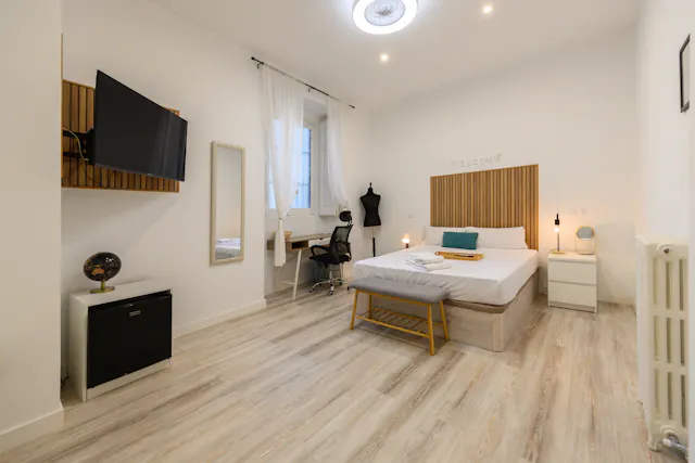 Private room in Calle de San Bernardo, Madrid (1622085) room image 1