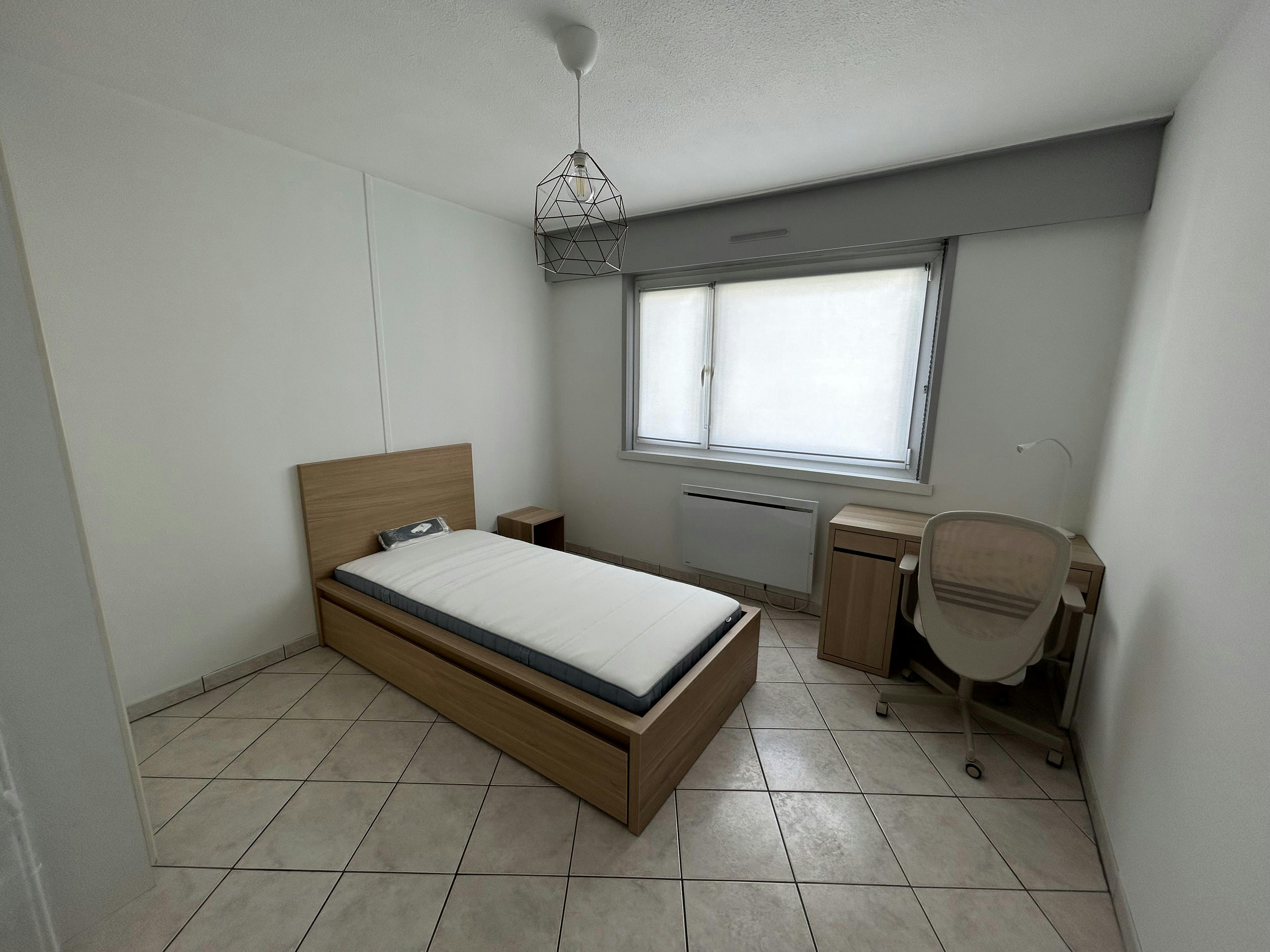 Pokój prywatny do wynajęcia za 498 € miesięcznie w mieście Bischheim, Avenue Charles de Gaulle