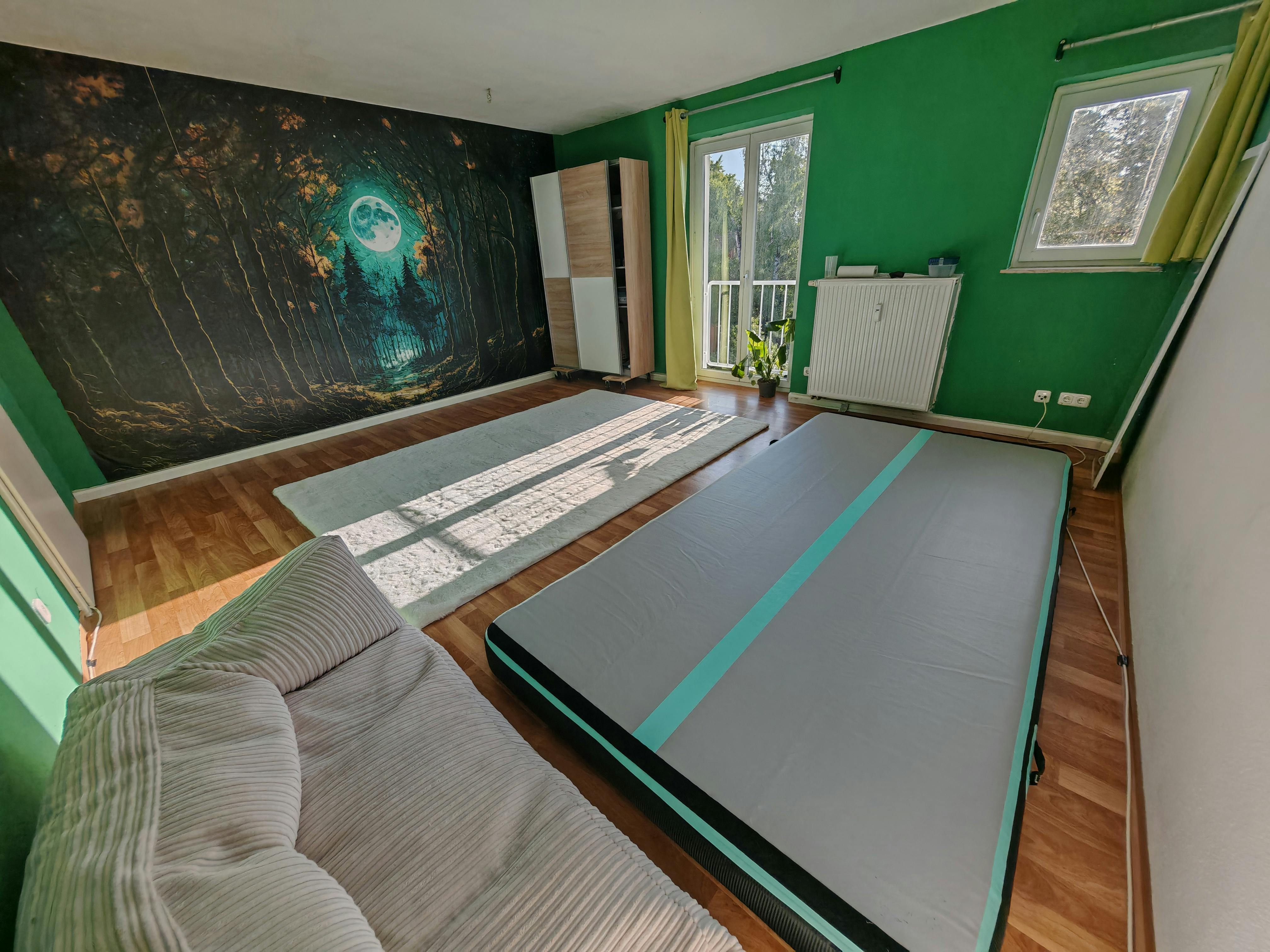 preview gallery tile