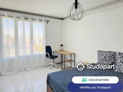 Private room for rent on Résidence les Millepertuis, Les Ulis, Les Ulis