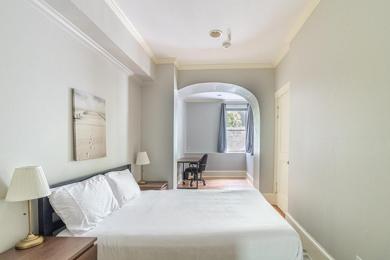 Privé kamer te huur voor $1,350 per maand in Boston, Chiswick Road