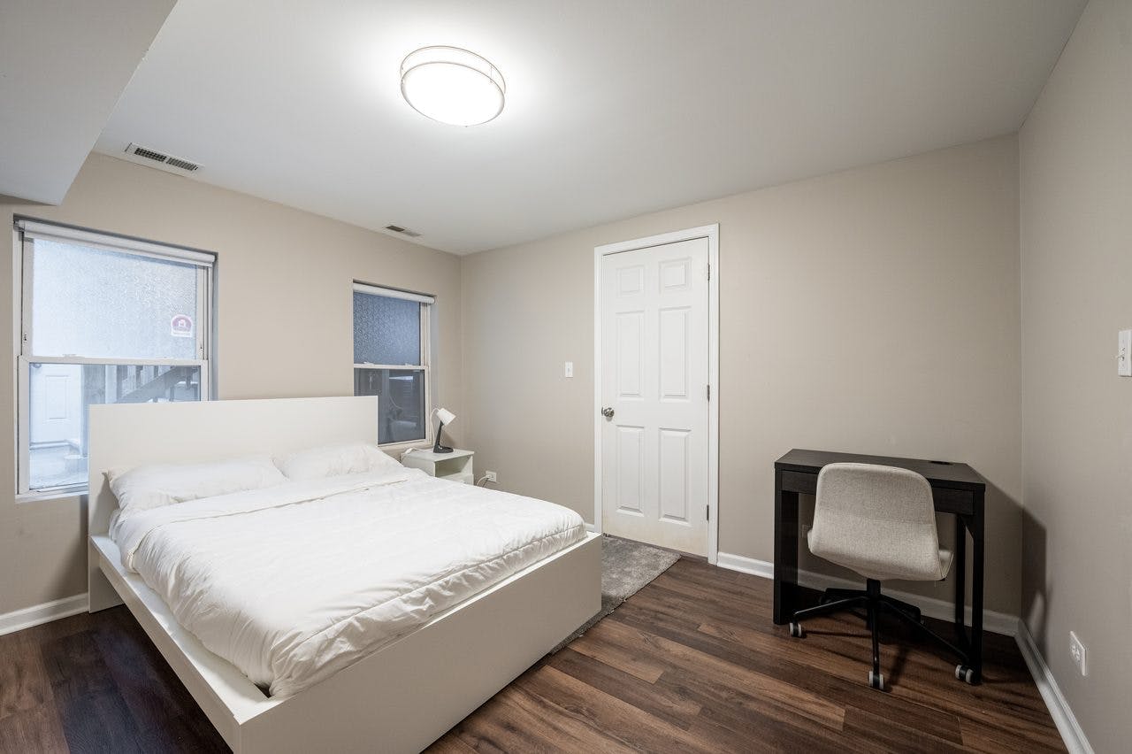 Private room for rent for $1,574 per month in Chicago, West Armitage Avenue