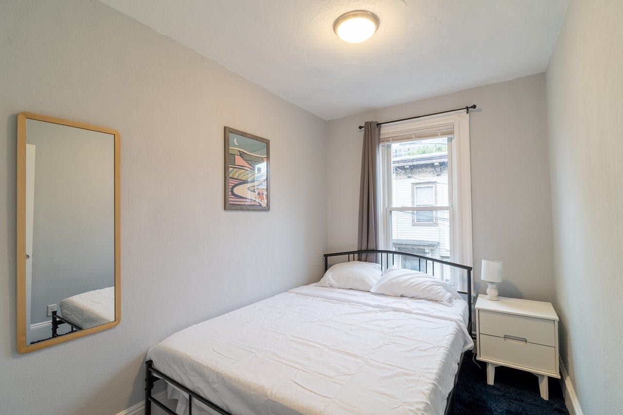 WG-Zimmer zu mieten für $1,370 pro Monat in Cambridge, 7th Street