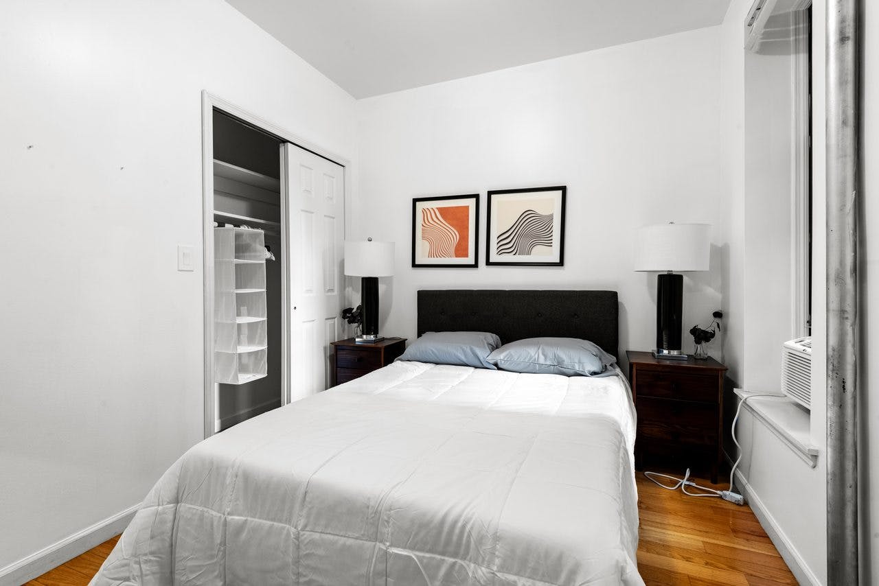 Chambre privée à louer pour 1 961 €/mois à New York City, Canal Street