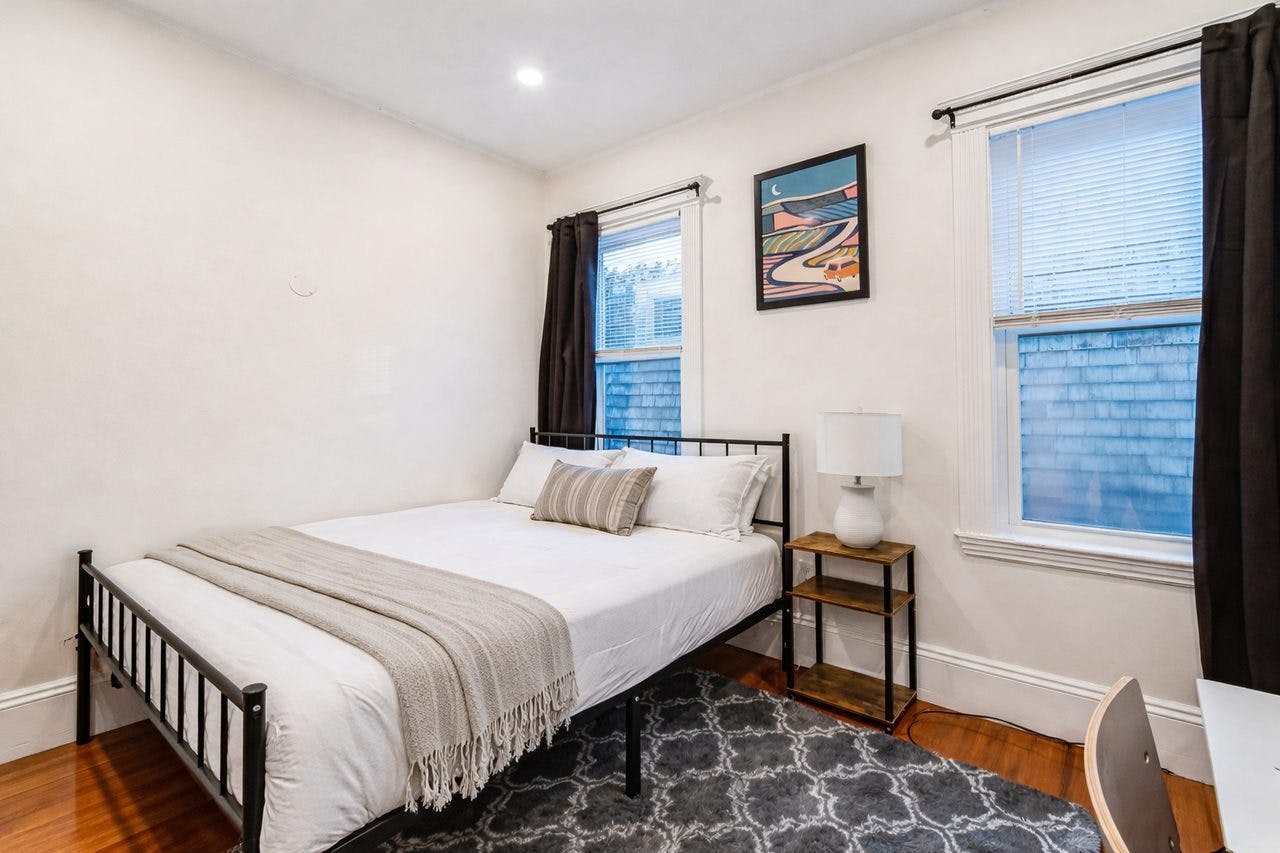 Private room for rent for €1,166 per month in Boston, Hancock Street