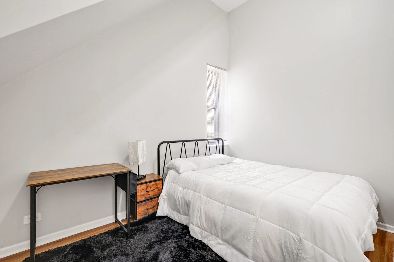 Приватна кімната за оренду для $1,341 на місяць у Chicago, South Throop Street