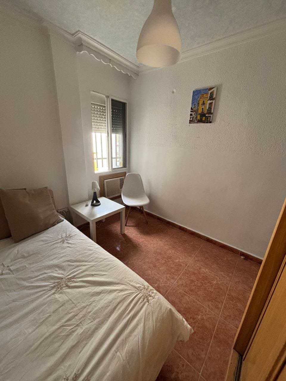 Private room for rent for €300 per month in Sevilla, Calle Hebrón