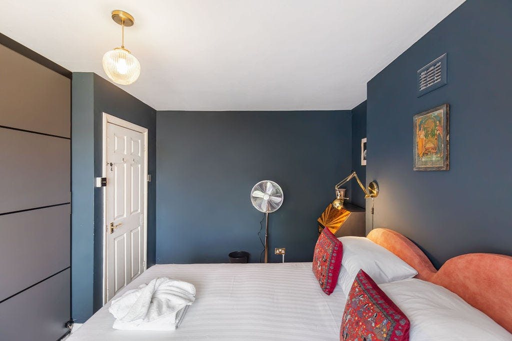 Apartment London, 2 beds — photo 13