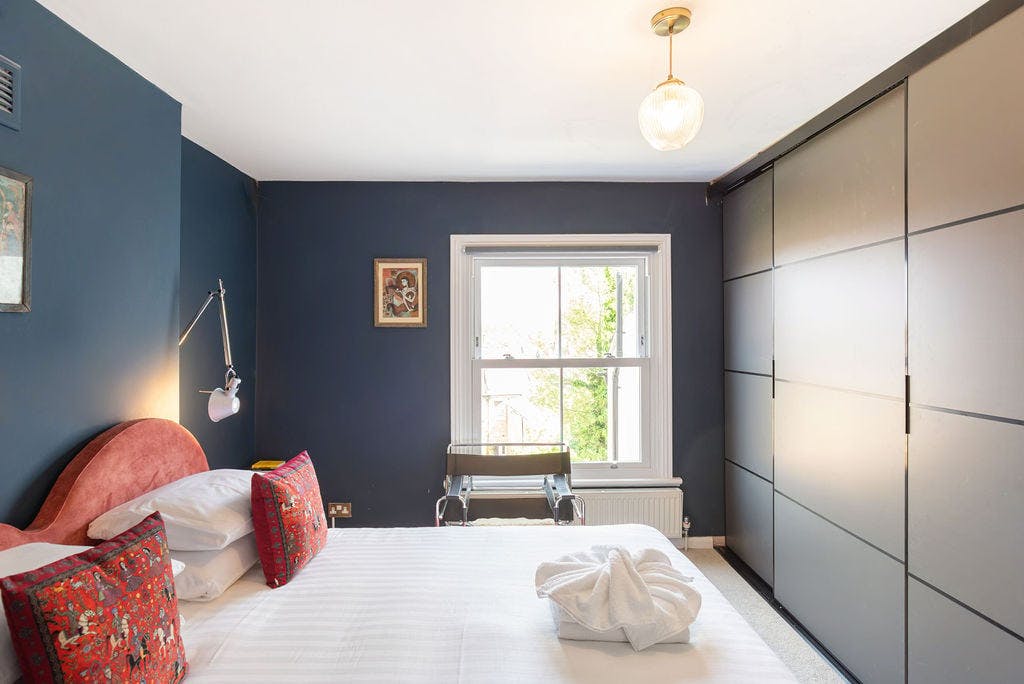 Apartment London, 2 beds — photo 11