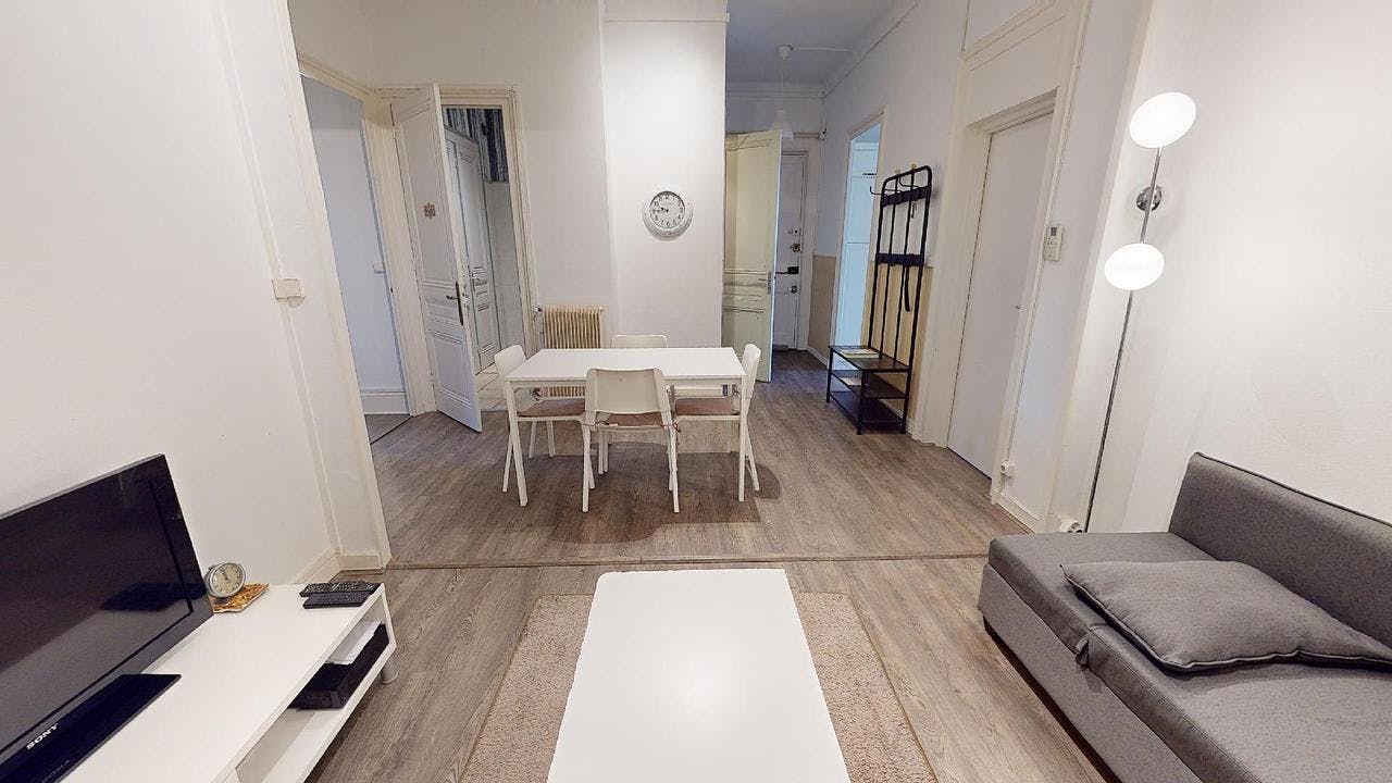 Stanza privata in affitto a 330 € al mese a Saint-Étienne, Place Bellevue