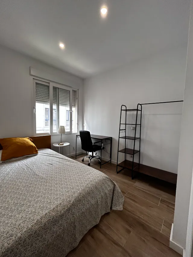Private room in Calle de Fomento, Madrid (1622933) room image 1