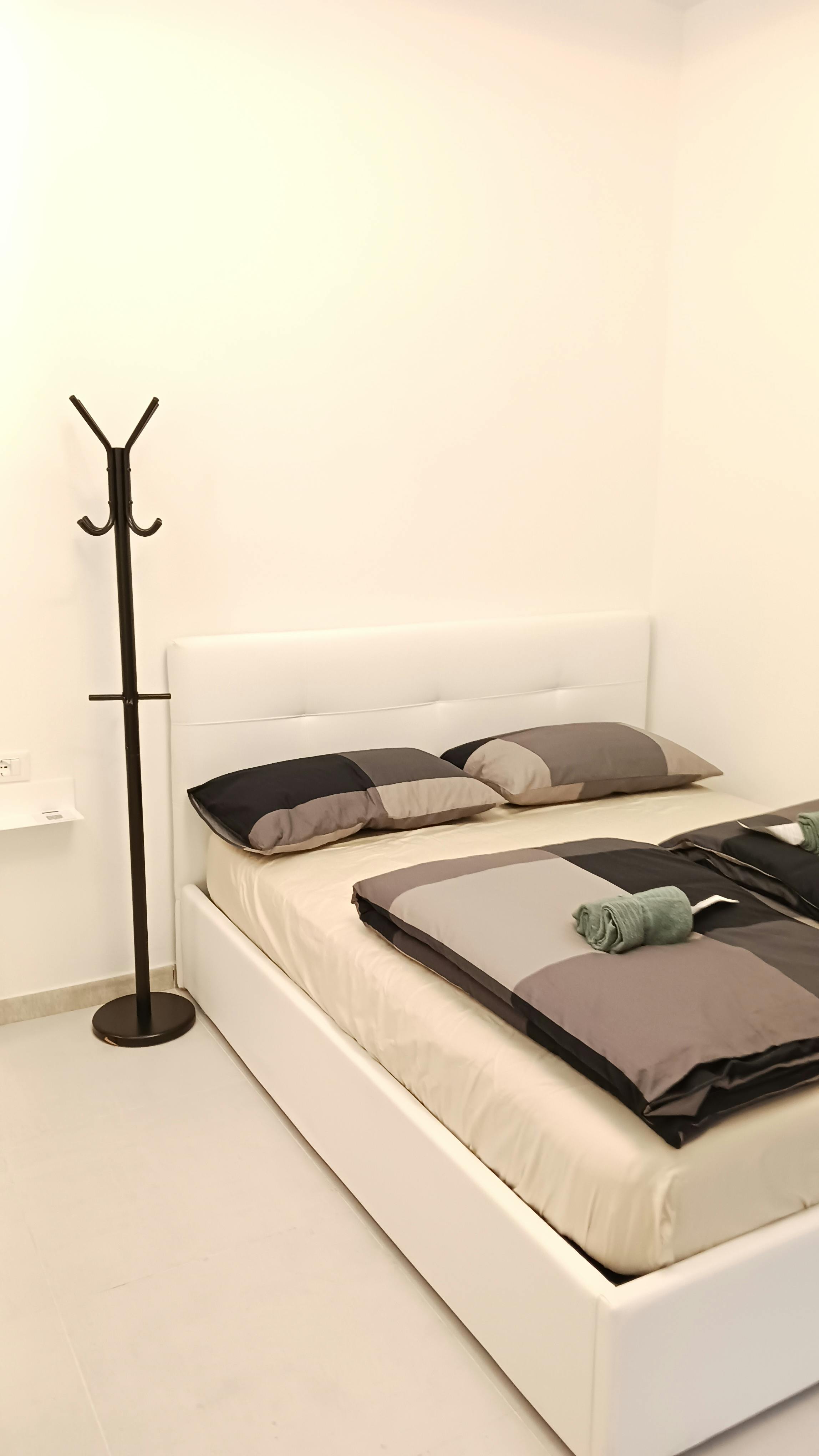 Via Marco Ulpio Traiano, Milan