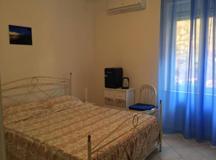Отдельная комната сдается в аренду за 780 € в месяц в Sorrento, Via Capo