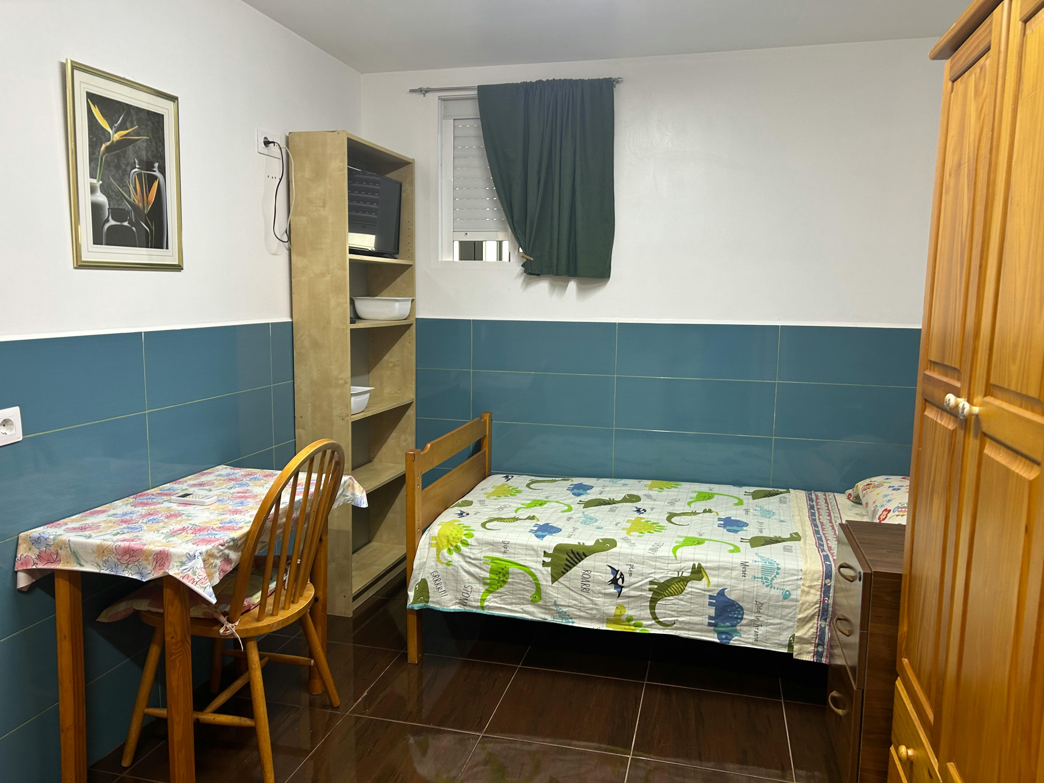Apartment L'hospitalet De Llobregat — photo 27
