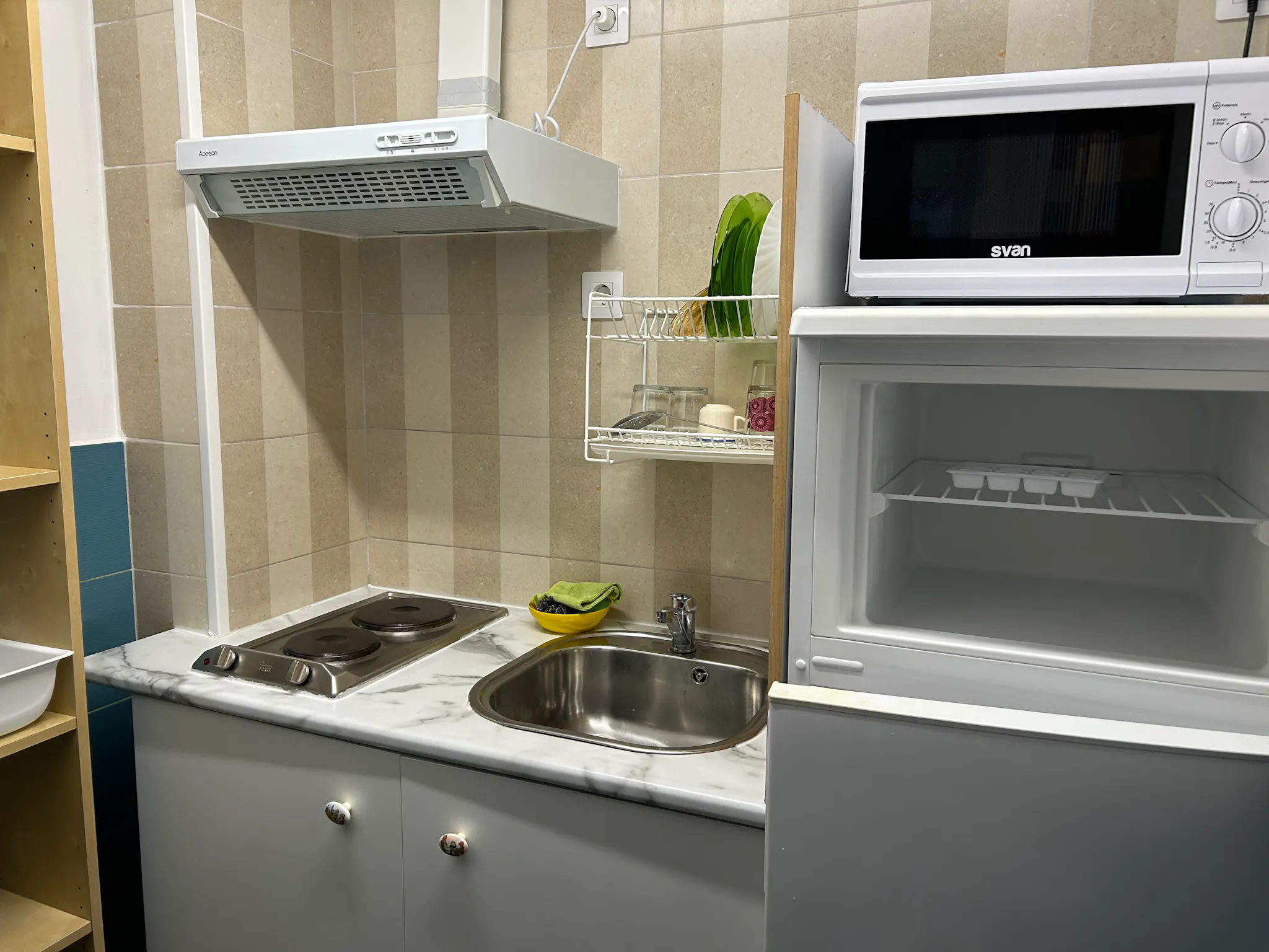1-Bedroom Apartment in Carrer Centre, L'Hospitalet de Llobregat (1623291) ROOM 4