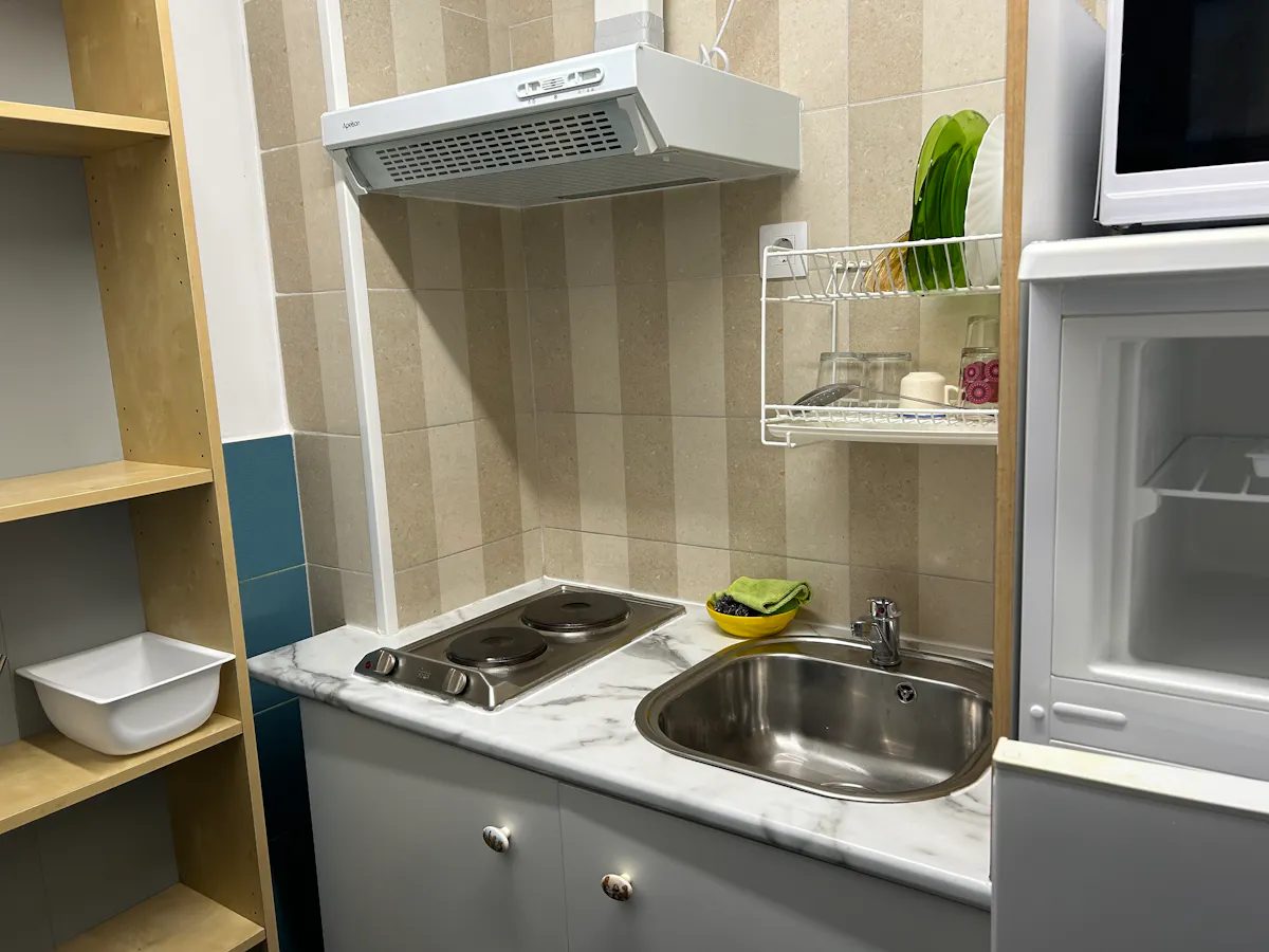 1-Bedroom Apartment in Carrer Centre, L'Hospitalet de Llobregat (1623291) ROOM