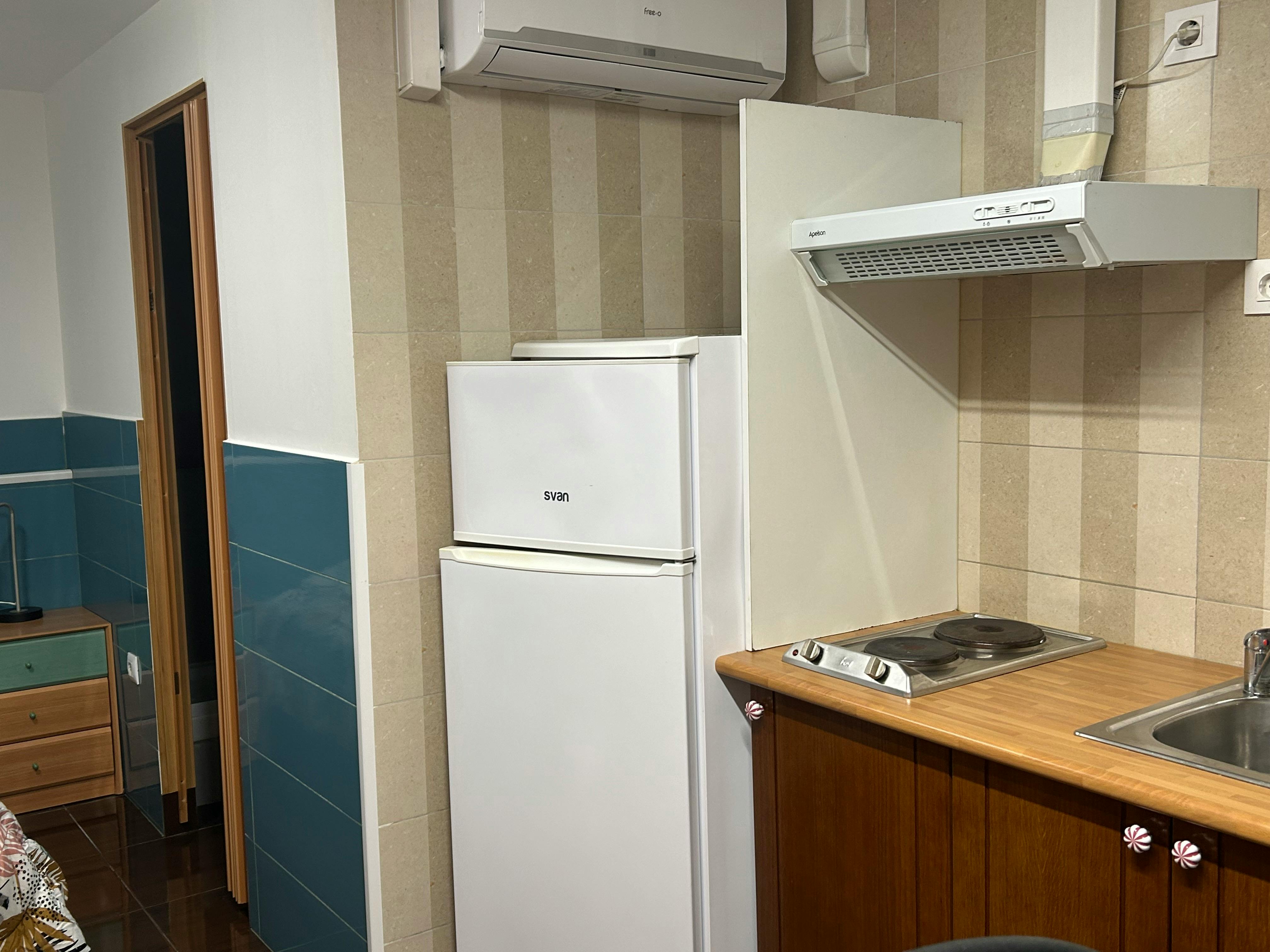 Apartment L'hospitalet De Llobregat — photo 26
