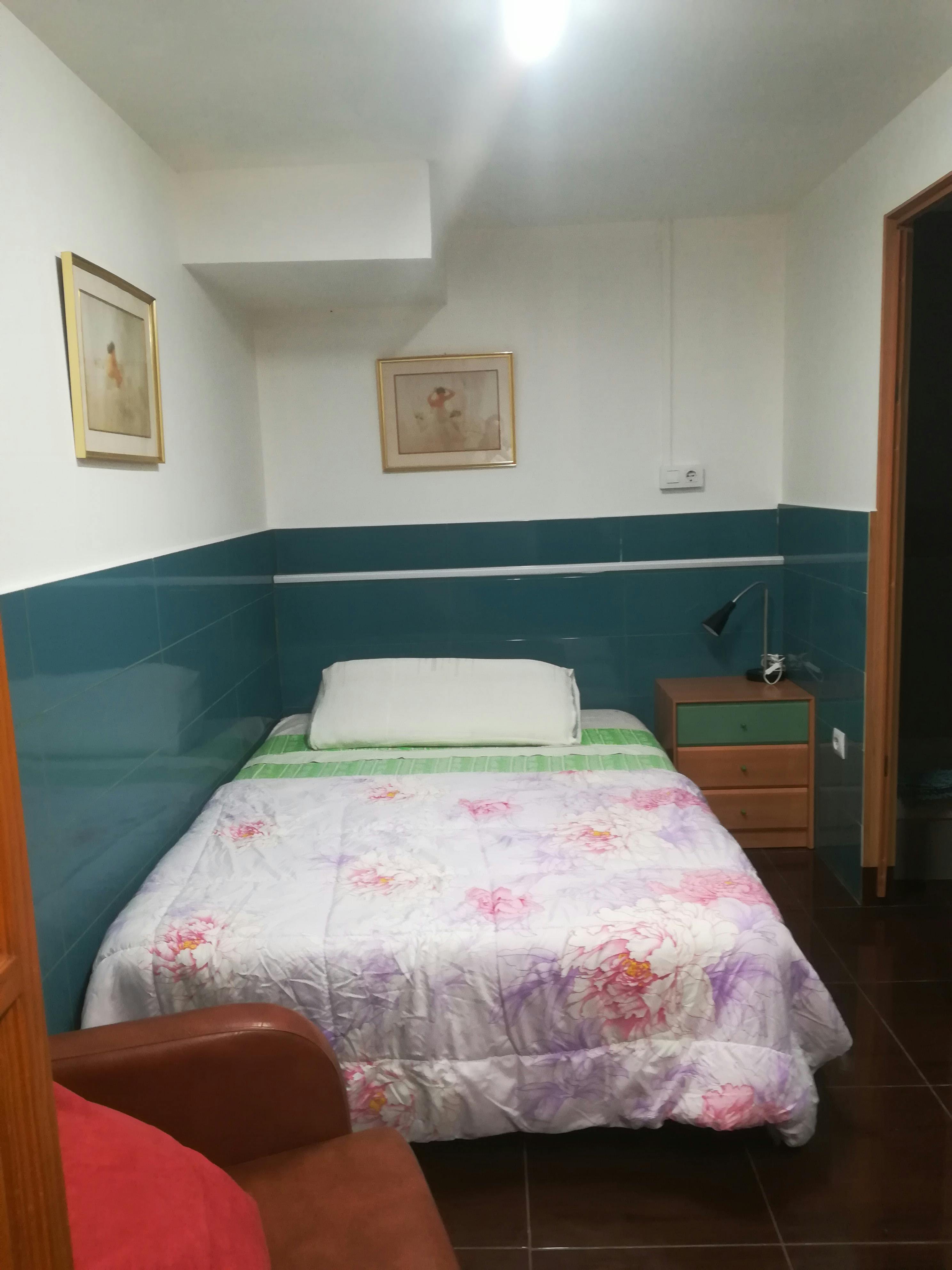 Apartment L'hospitalet De Llobregat — photo 7