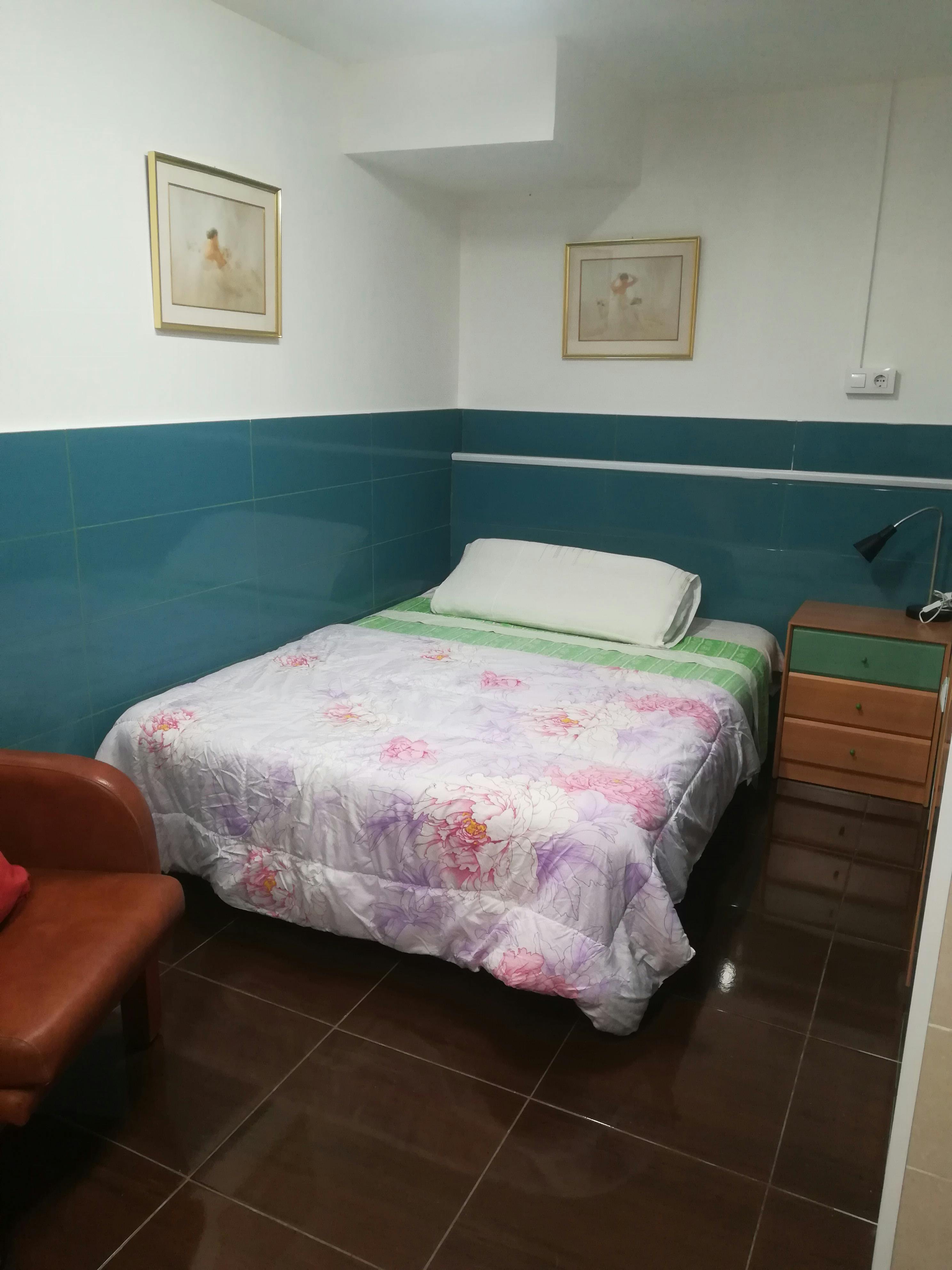 Apartment L'hospitalet De Llobregat — photo 2