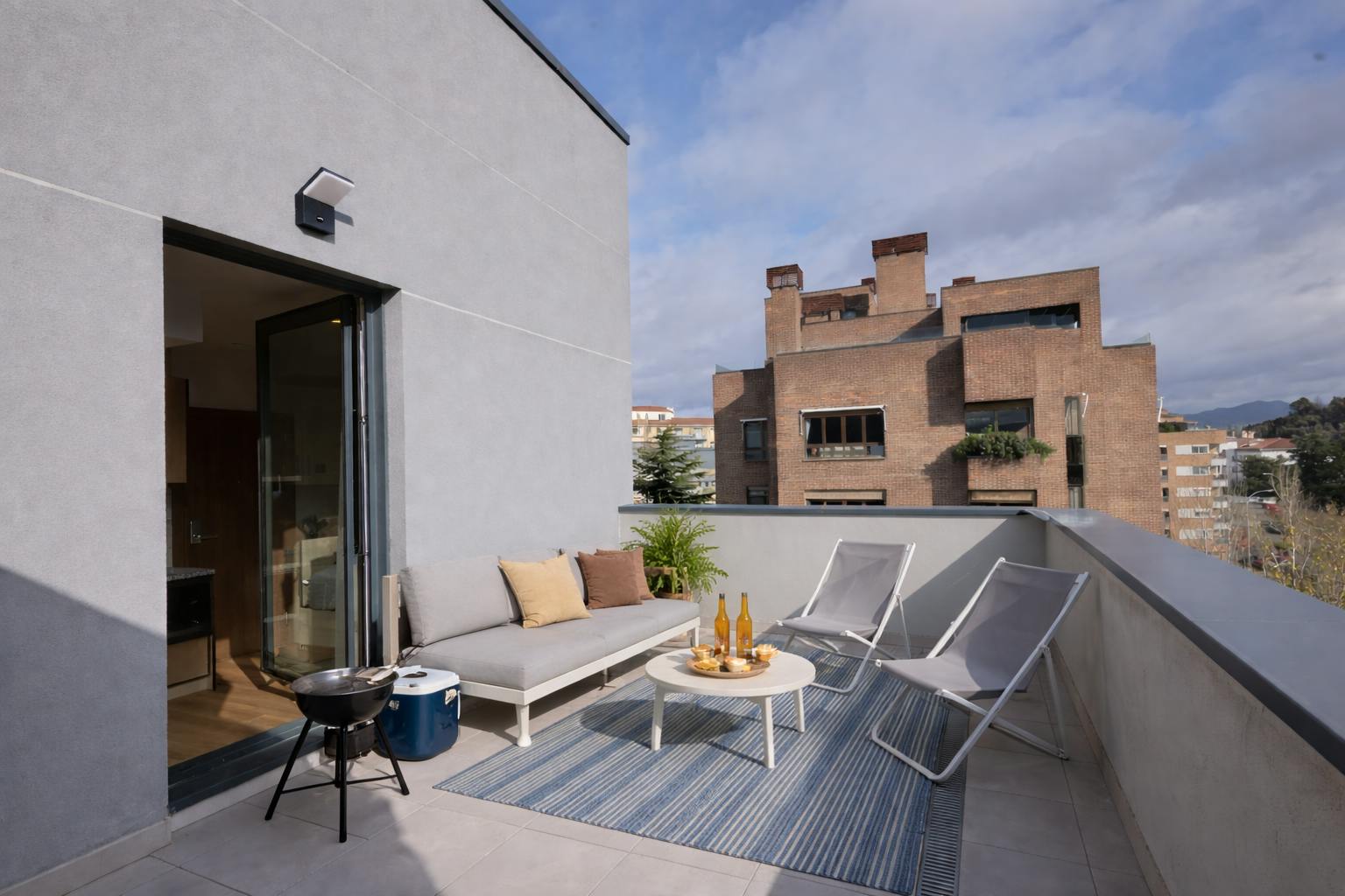 Studio for rent for €760 per month in Pamplona, Travesía del Monte Monjardín