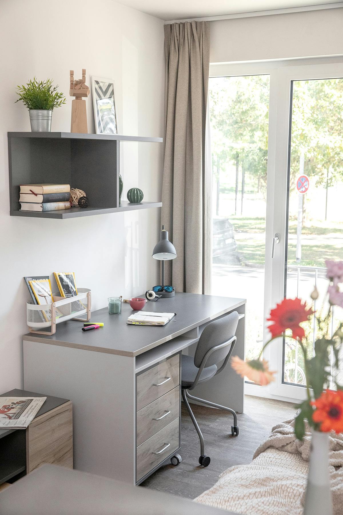 preview gallery tile