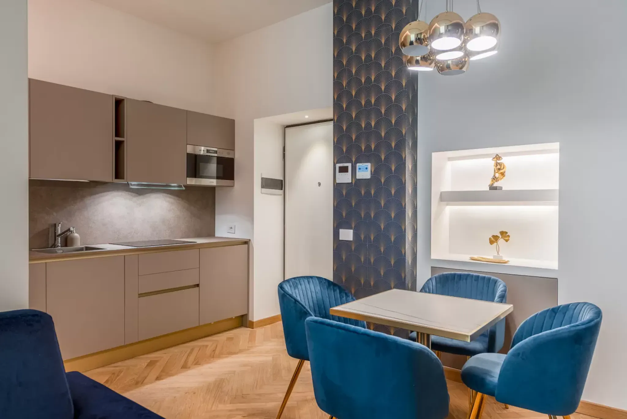 Viale Abruzzi, Milan preview