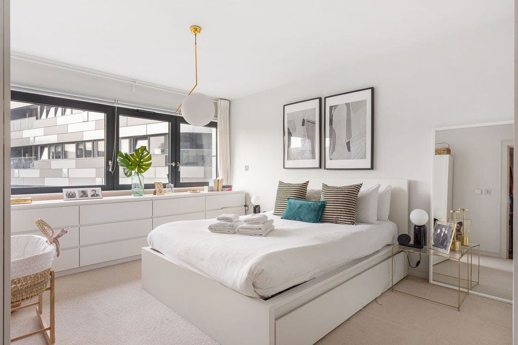 Apartment London, 2 beds — photo 10